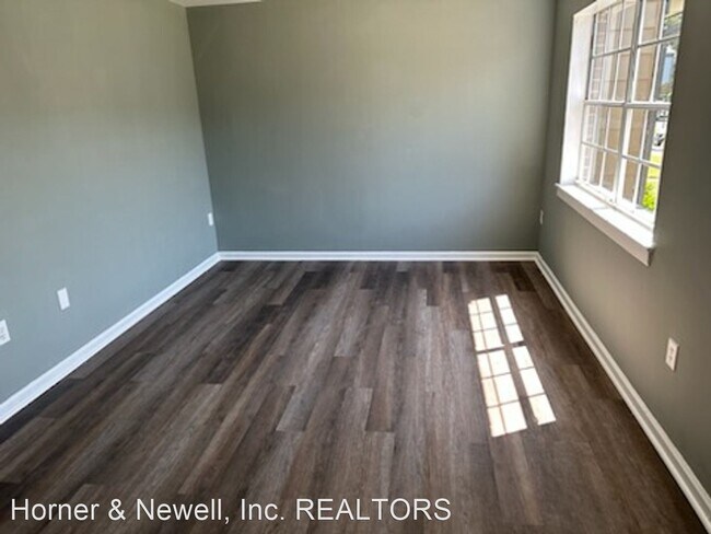 Building Photo - 2 br, 1.5 bath House - 3248 Hunters Mill D...