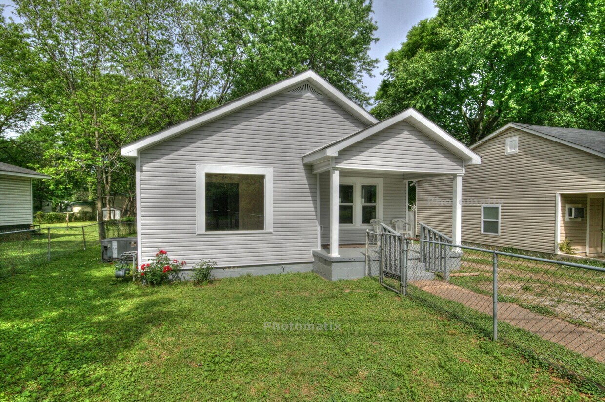 Primary Photo - 2301 Kildare St NW