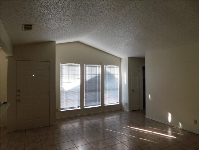 Building Photo - 8802 Cainwood Ln
