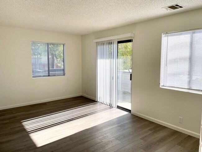 Foto del edificio - Upgraded 2 Bedroom, 2 Bathroom Cedar Creek Condo by Cal Poly