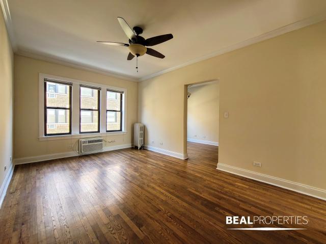 Building Photo - 1 bedroom in CHICAGO IL 60613