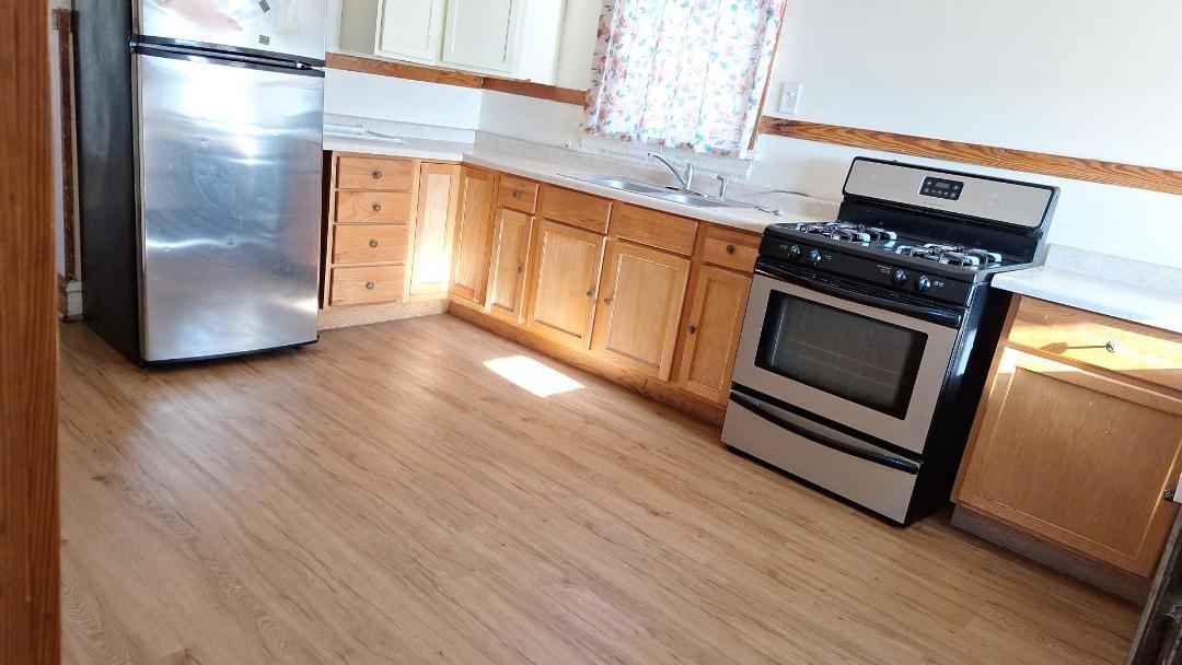Kitchen - 2150 N Keystone Ave