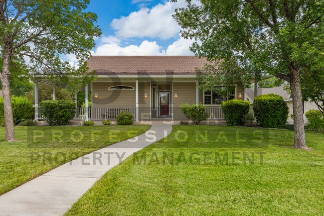 Foto del edificio - 1119 Daisy Ln