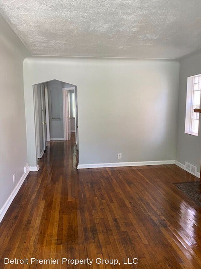 3 br, 1 bath House 19207 Westphalia St House Rental in Detroit, MI