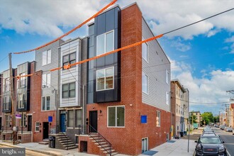 Building Photo - 1701 W Seybert St
