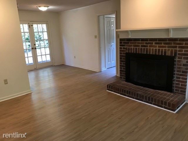 Building Photo - 3 br, 2.5 bath House - 343 Silversmith Ln.