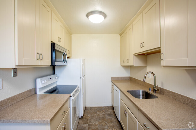 2BR, 1BA - 850SF - Mathilda Garden Apartments