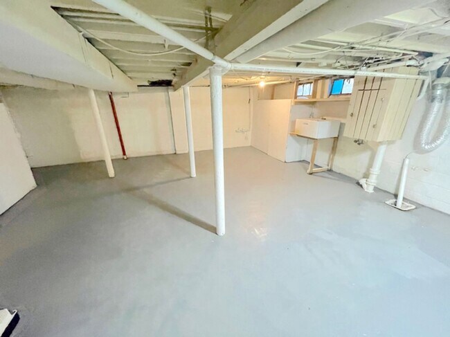 Foto del edificio - 2 bedrooms, Northside