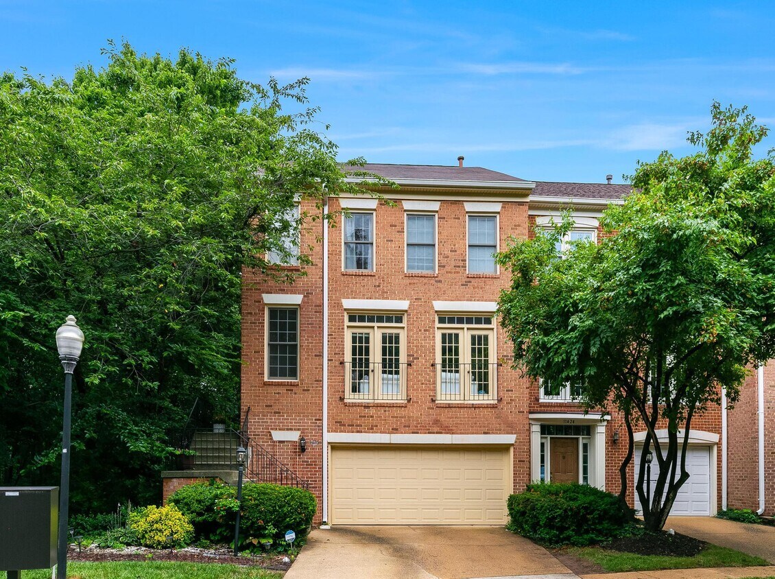 Foto principal - 11426 Summer House Ct