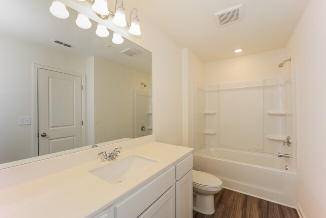 Foto del edificio - Fantastic 3bd/2ba home! Let yourself in!