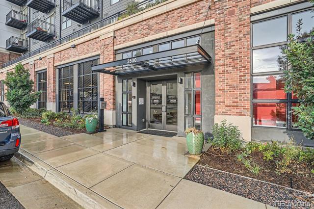 Foto del edificio - 3500 S Corona St