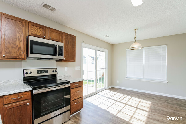 Building Photo - 2150 Wexford Way, Statesville, NC 28625