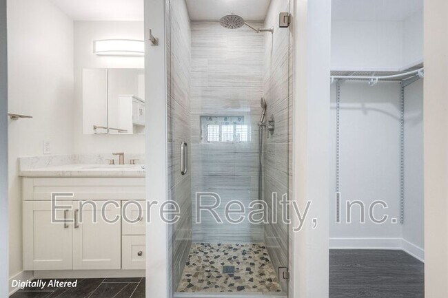 Building Photo - 4070 Illinois St