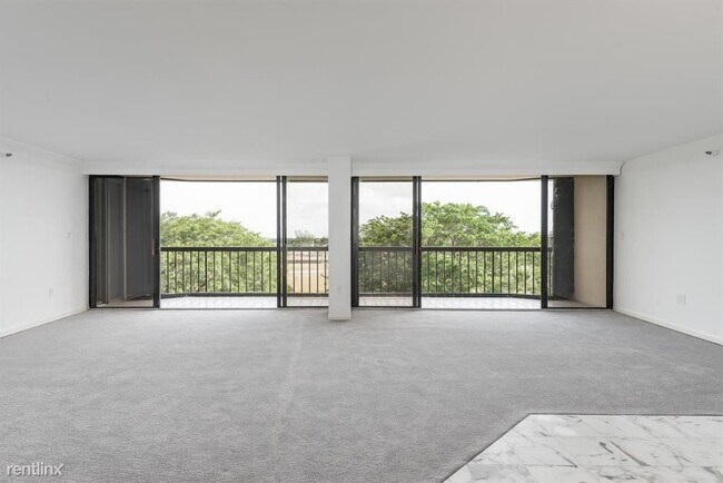 Foto del edificio - 3 br, 3 bath House - 2480 Presidential Way...