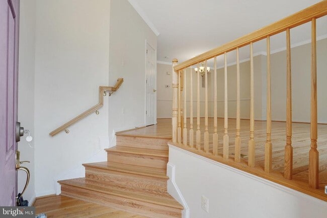 Foto del edificio - 4684 Carisbrooke Ln