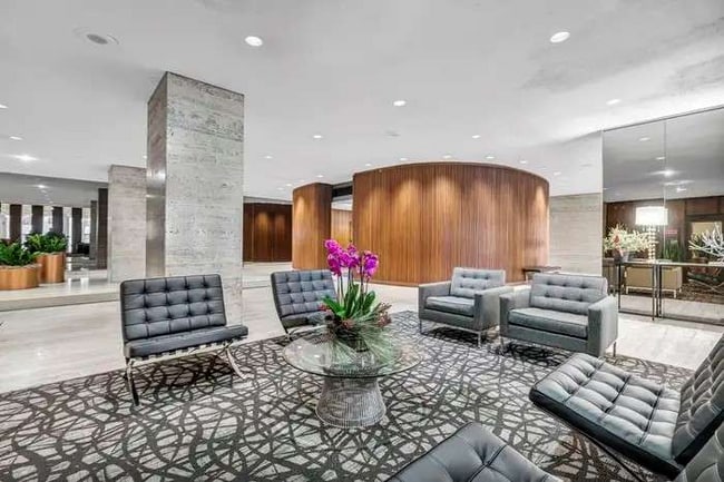 Foto del edificio - 6033 N Sheridan Rd