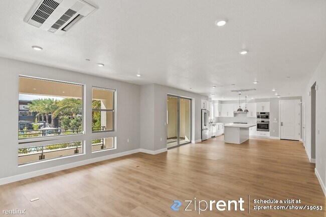 Building Photo - 3 br, 2 bath Condo - 5825 Sterling Street,...