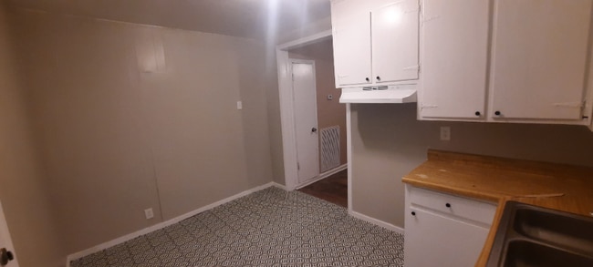 Photo - 1614 Elizabeth Rd House