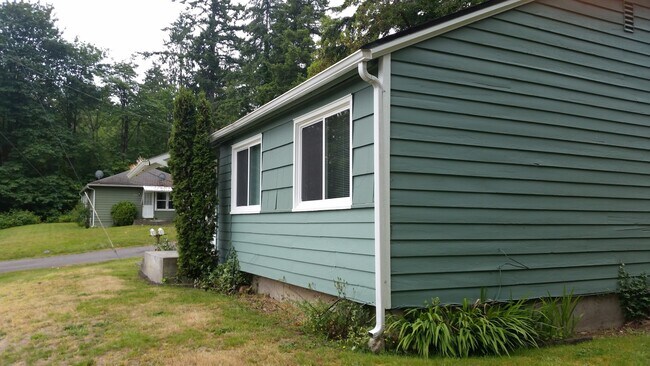 Foto del edificio - Charming 3-Bedroom Cottage Near Downtown Gig Harbor