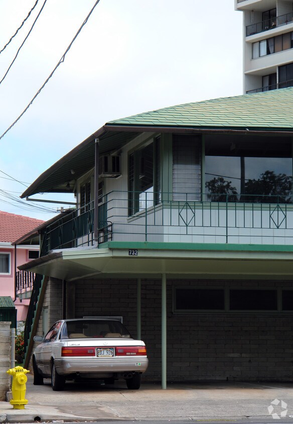 Foto del edificio - 732 University Ave