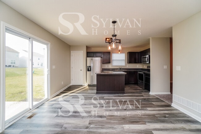 Building Photo - The Lifestyle You Deserve.
