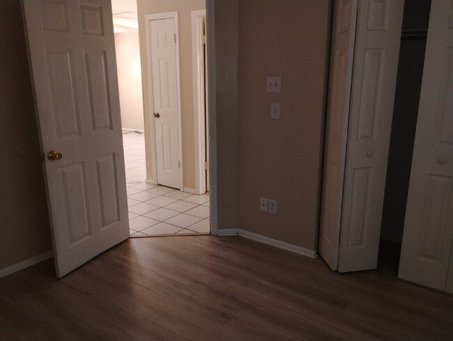 Building Photo - Cute 2 Bedroom, 1 Bathroom Home For Rent.