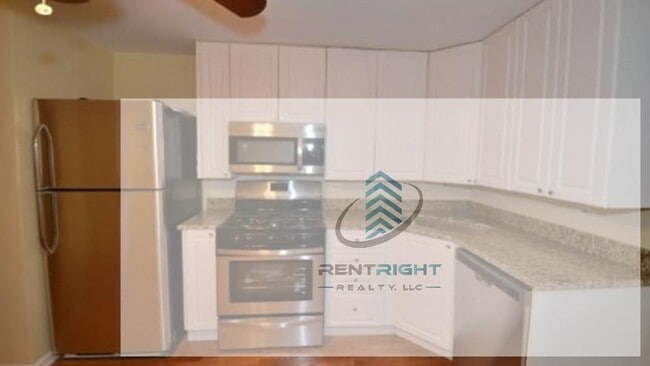 Building Photo - 1510 W Erie St