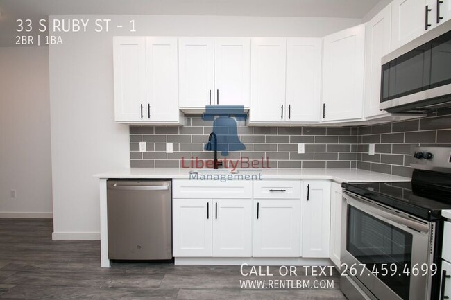 Building Photo - 33 S Ruby St