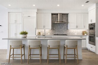 Building Photo - 4810 Pelican Colony Blvd