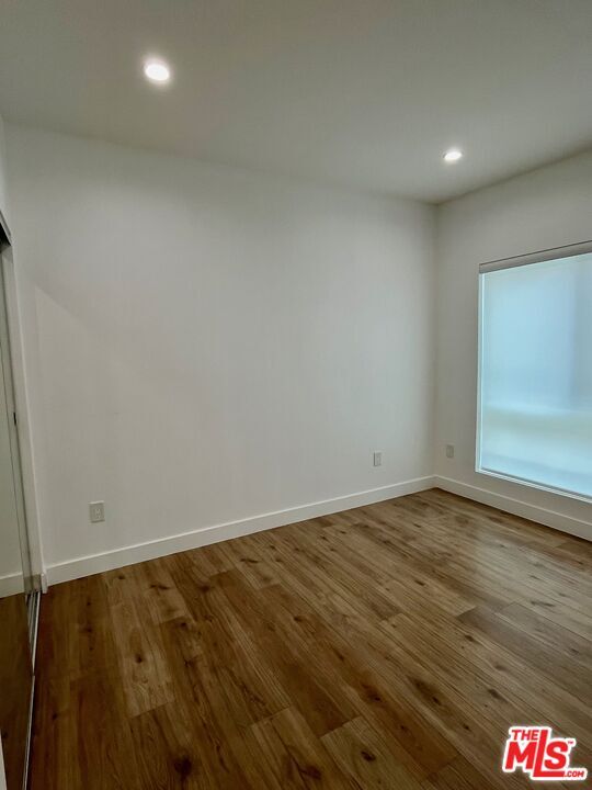 Foto del edificio - 233 N Berendo St