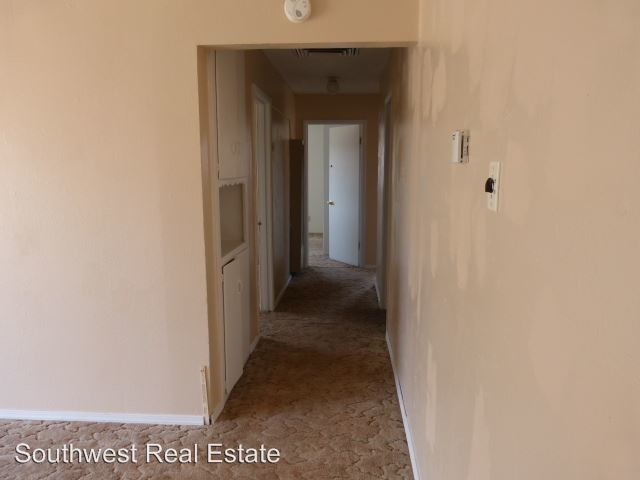 Foto del edificio - 3104 N Main St
