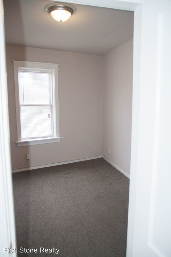 Foto del edificio - 1 br, 1 bath  - 3954 Grand Ave 3954 Grand  1S