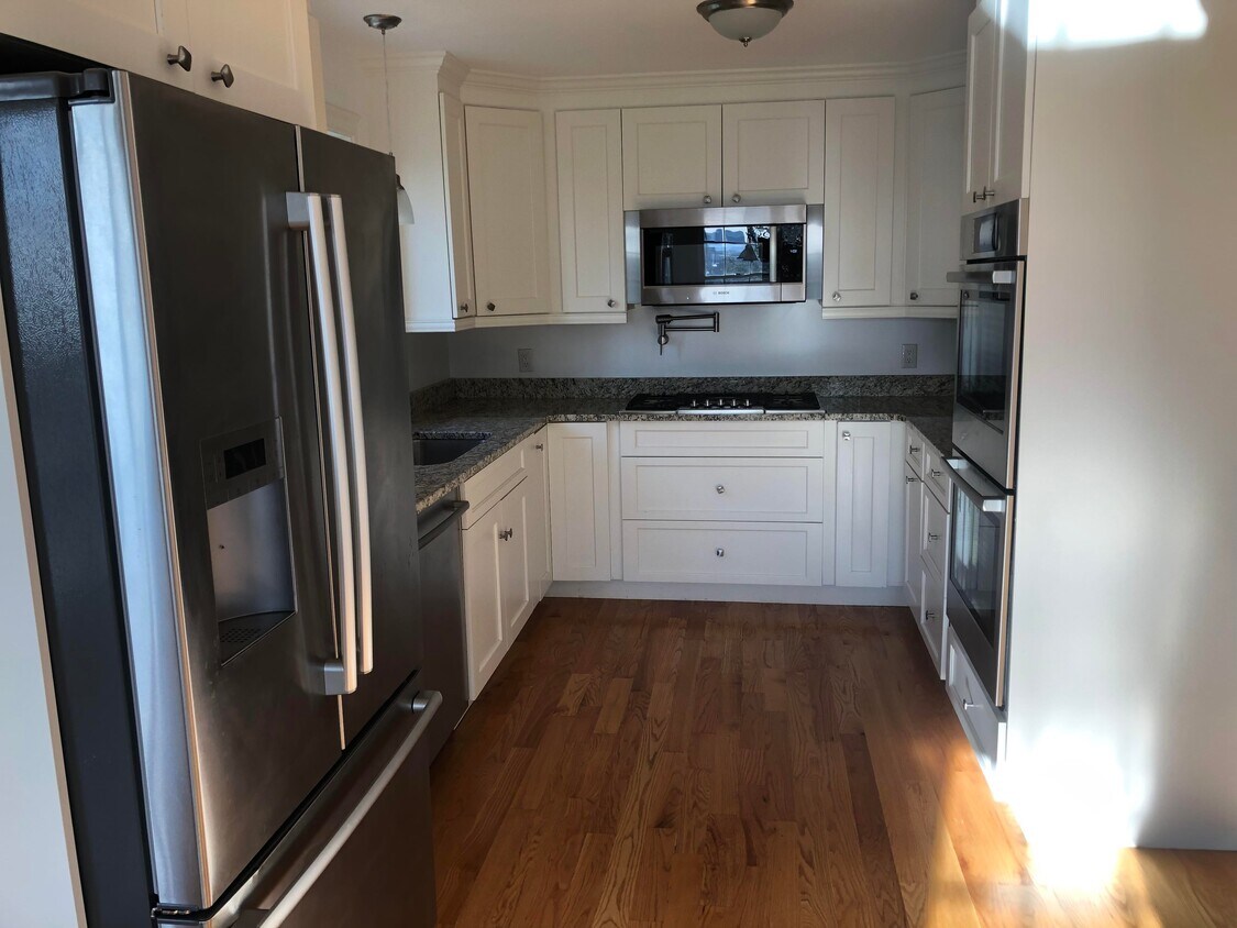 Foto principal - 232 Prospect Ave