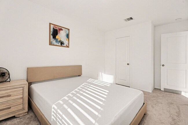 Foto del edificio - 9502 Brookside Point Dr