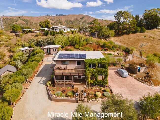 Foto del edificio - West Marin Luxury Retreat – Private Estate with Panoramic Views