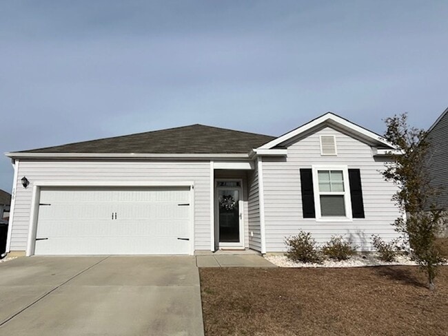 Photo - Stunning, Pet Friendly Home!