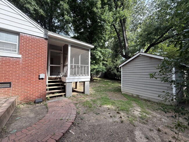 Foto del edificio - 3782 Gamewell Rd