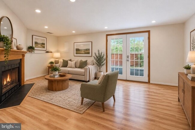 Building Photo - 10305 Bridgetown Pl