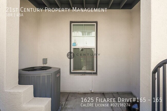 Foto del edificio - 1625 Filaree Dr