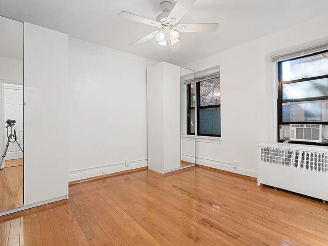 Building Photo - 85-11 Lefferts Blvd