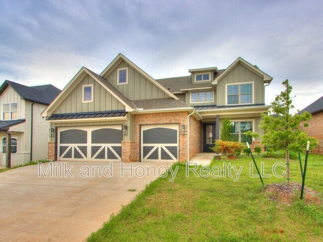 Building Photo - 8140 Jenny Ln