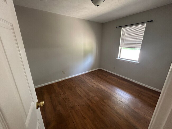 Foto del edificio - 520 Gadsden Rd NW