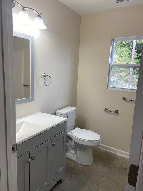 Building Photo - 400 Rylee Ln