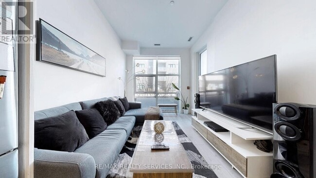 Building Photo - 1787-1787 St Clair Ave W
