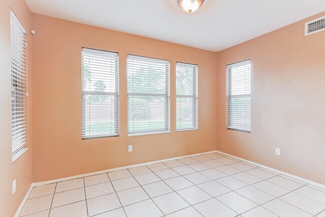 Building Photo - 3354 S Colt Dr