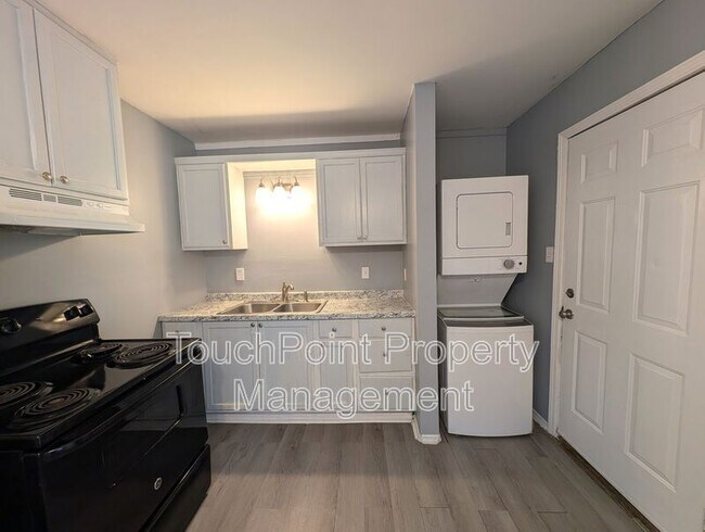 Foto del edificio - 4737 Pineleaf Dr