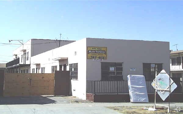 Building Photo - 5010-5016 W Washington Blvd