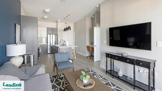 Building Photo - 400 Crawford St