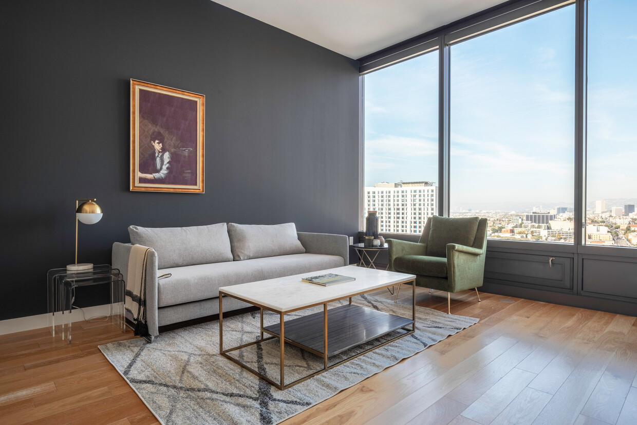 Foto principal - 7230 Franklin Ave