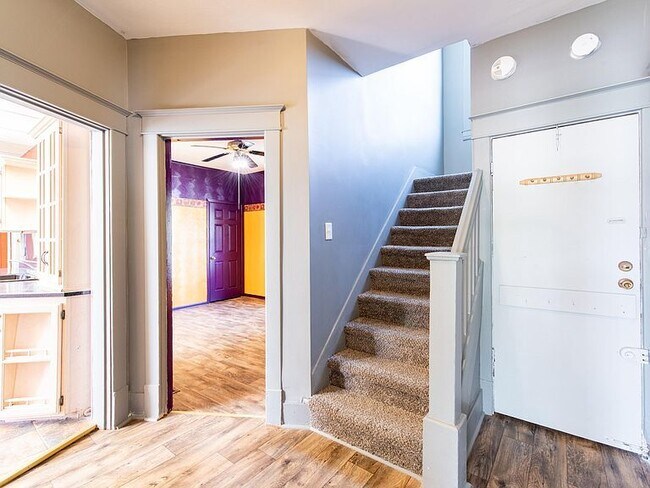 Foto del edificio - 4300 Hale Ave, Louisville, KY 40211